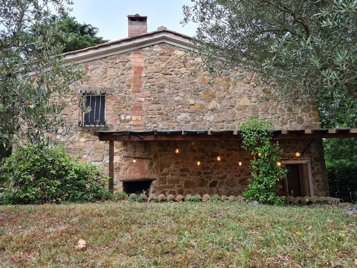 Podere La Zinzinina - Villa Intera بمونتيكاتيني فال دي سيسينا المظهر الخارجي الصورة